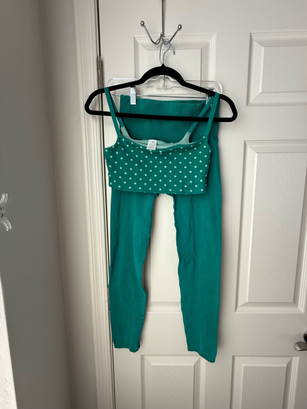 Free people good karma leggings lg/xl and matching reversible top xl